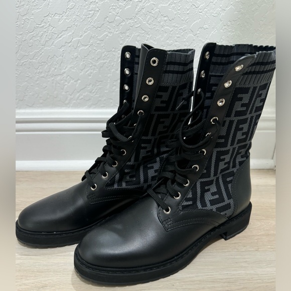 Fendi boots - Picture 7 of 7